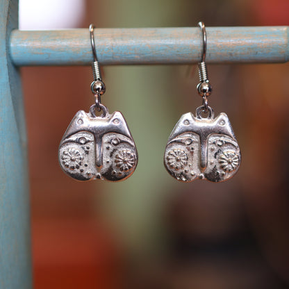 Silver Chubby Cheeks Kitty Cat Earrings