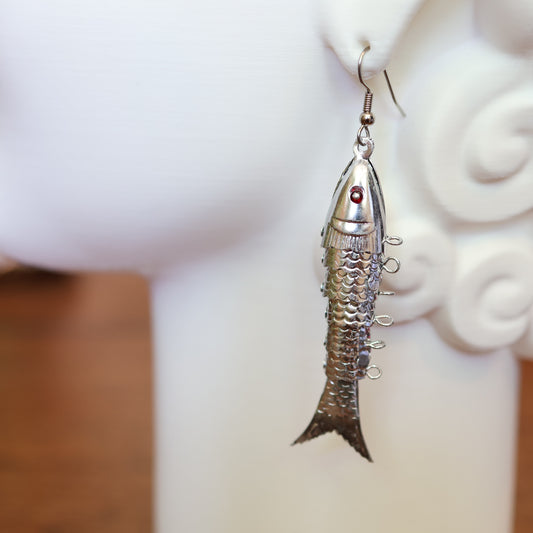 Vintage 1970's Articulated Silver Wiggly Fish Earrings